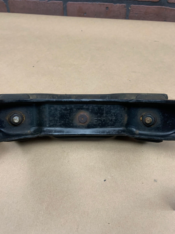 09-23 TR6060 Manual Challenger Transmission Mount and Gearshift Bracket