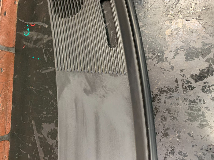 2007-2009 DODGE CALIBER DASH BOARD UPPER DEFROST DEFOGGER PANEL COWL TRIM OEM