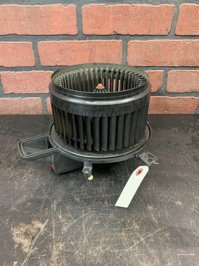 2011-2013 JEEP GRAND CHEROKEE A/C HEATER BLOWER MOTOR ASSEMBLY GENUINE OEM