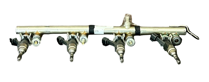 2015-2020 GMC Yukon Denali Passenger Right 6.2 Fuel Rail Pipe Injector 12658038