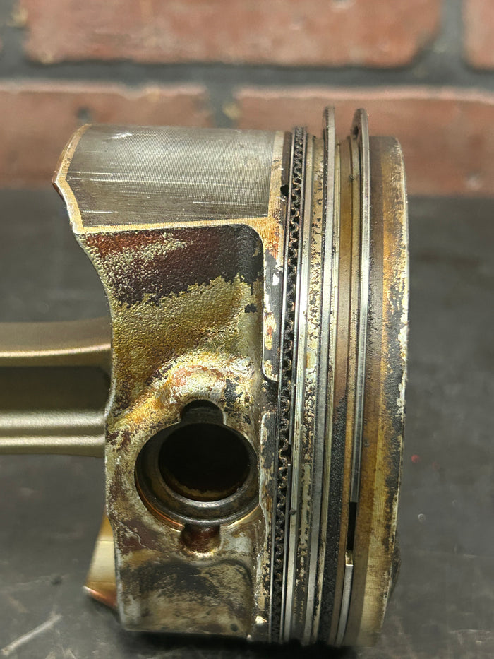 2015-2020 GMC Yukon Denali 6.2 Engine Piston Connecting Rods Ring OEM GM