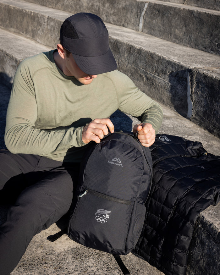 b2305_oz7_nzoc_range_axon_everyday_backpack_18l_nz_team_black_c_1756683819000