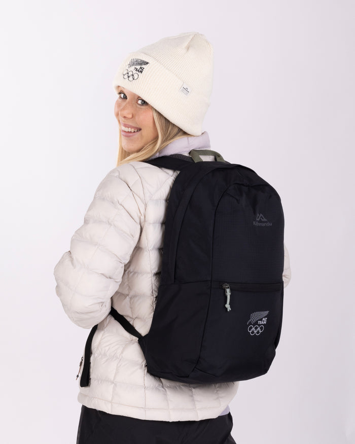b2305_oz7_nzoc_range_axon_everyday_backpack_18l_nz_team_black_b_1756683789000