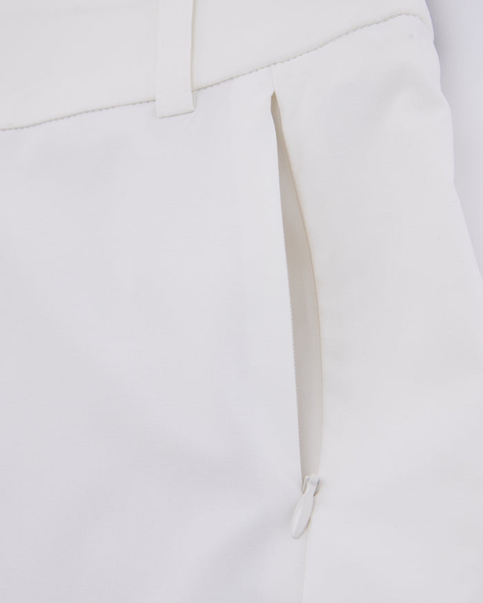Back Band Hline Skirt (White)
