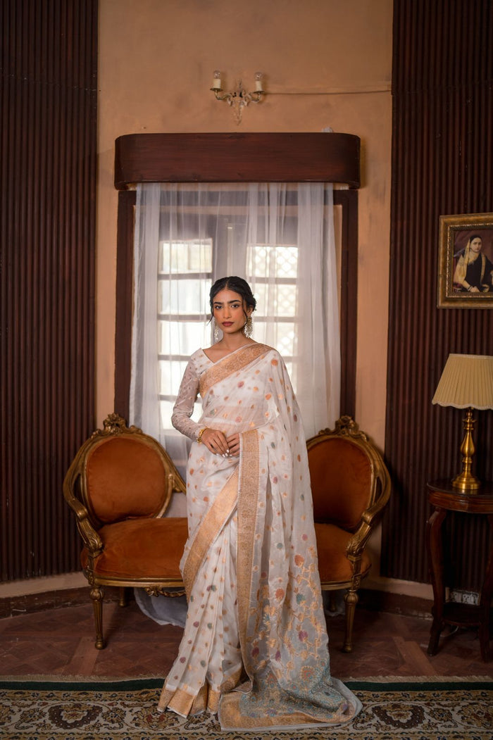 Banarsi: Meenakari