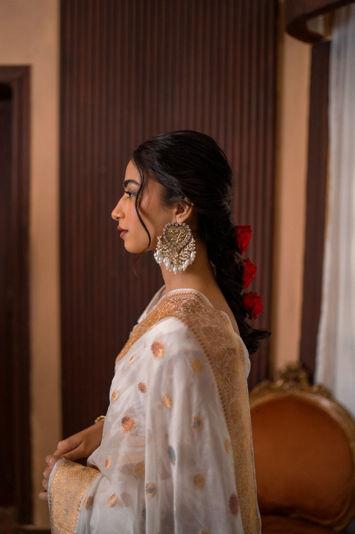 Banarsi: Meenakari