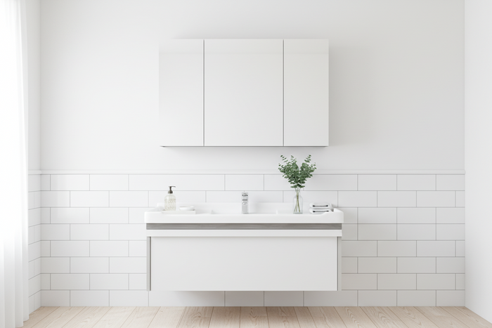 Bathroom Mirror Cabinet 600/700/900x140x700 mm - White