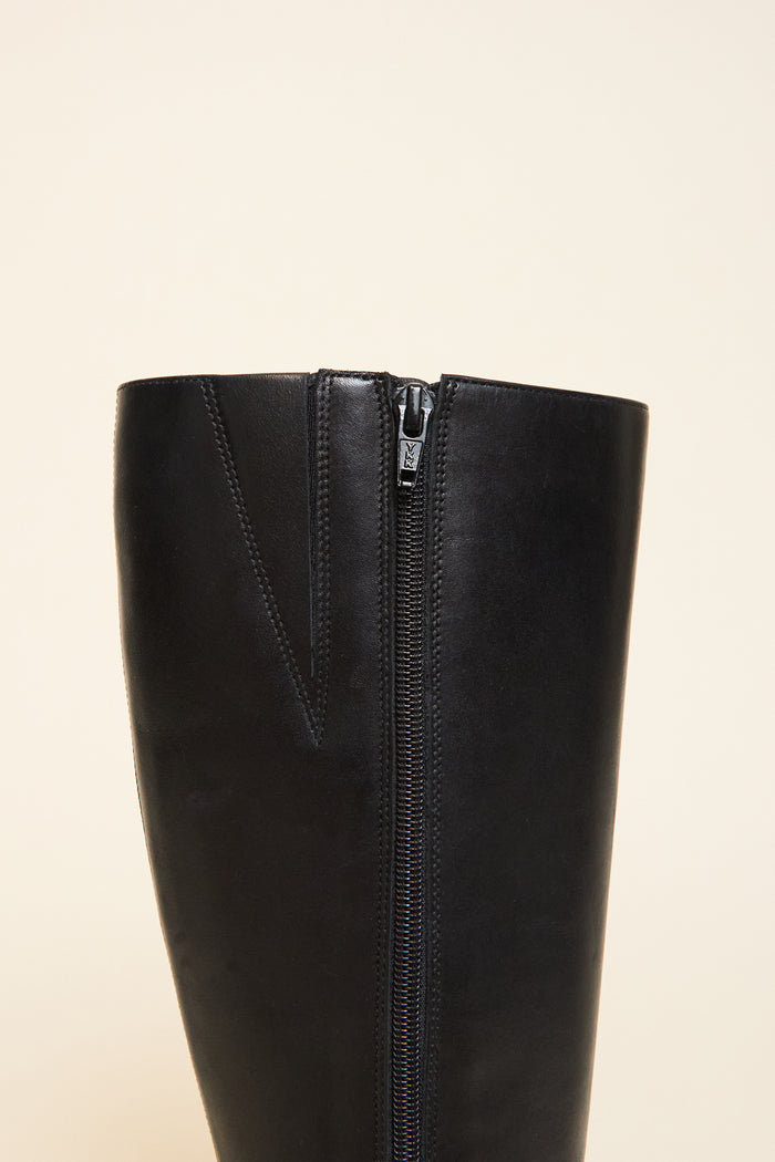 Billy Boot in Black
