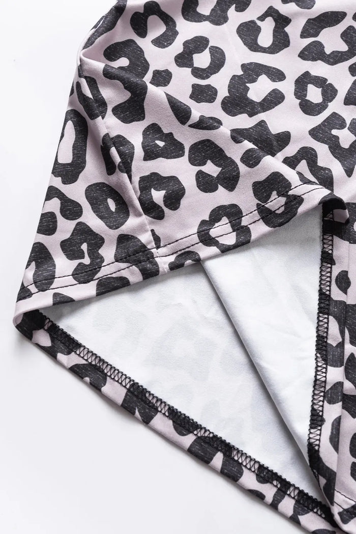 Black Half Leopard Patchwork Plus Size T-shirt - Size/Plus Tops/Plus Tops & Tees