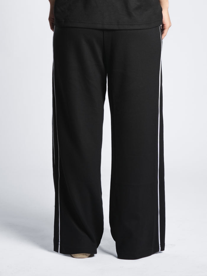 BREATHABLE COMFORTLUX LINED WIDE LEG PANT