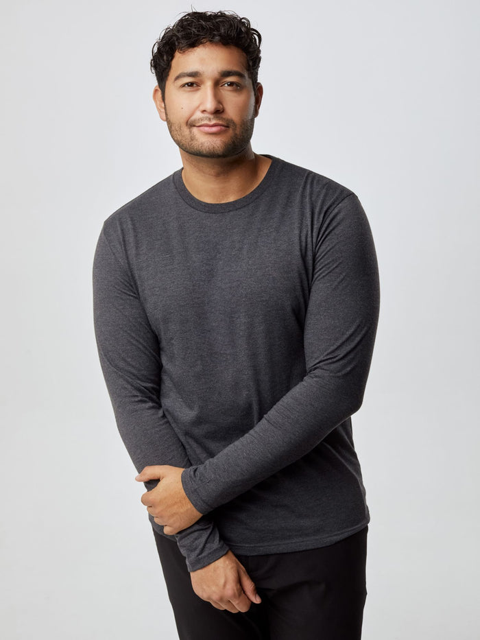 Matheus is 6', 210LBS and wears a size XL # Long Sleeve Tees | Staples 5-Pack | Fresh Clean Threads