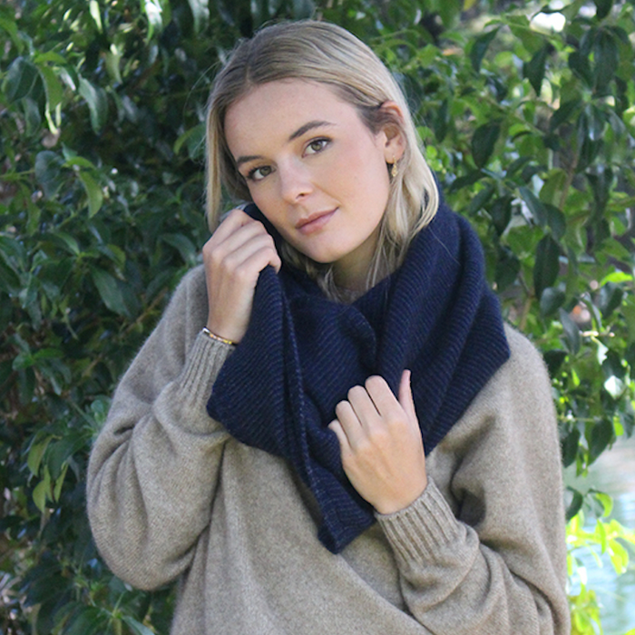Lothlorian - Bias Scarf (9876) Midnight/Denim