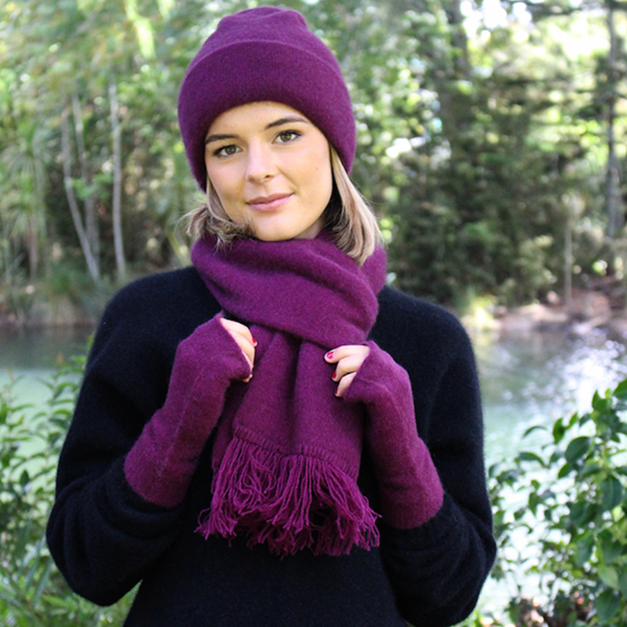 Berry Lothlorian - Plain Scarf (9905)