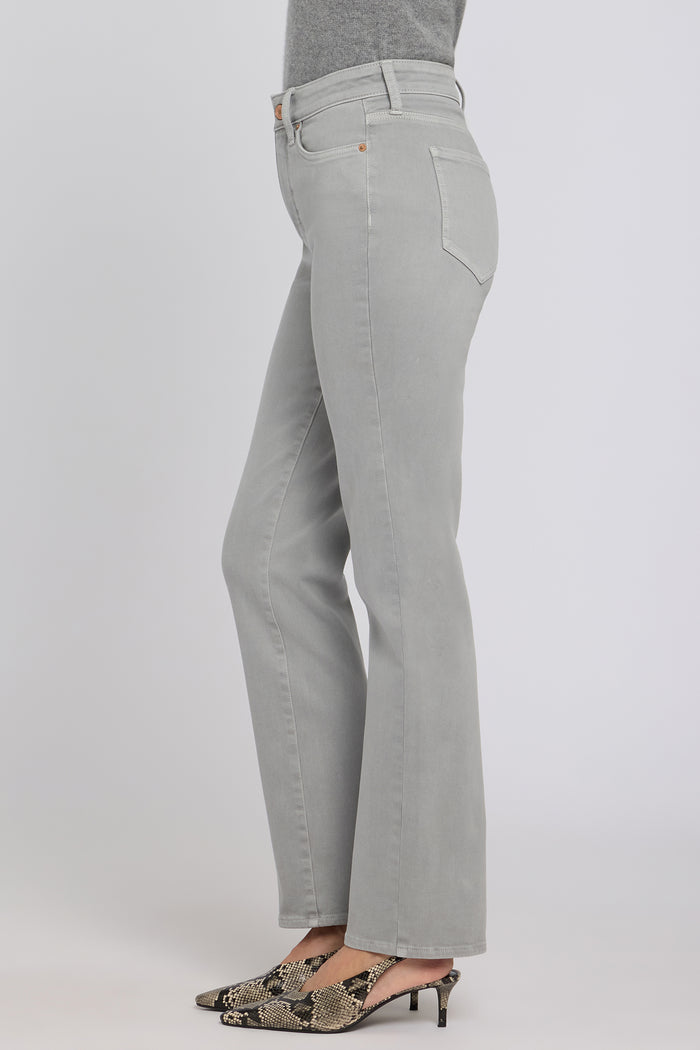 Marilyn Straight Jeans In Petite - Retro Skyscraper
