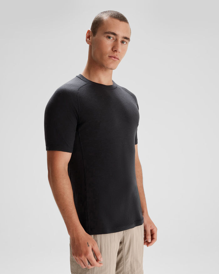b0541_o4w_k_merino_125_mens_baselayer_short_sleeve_tee_c_1743633513000