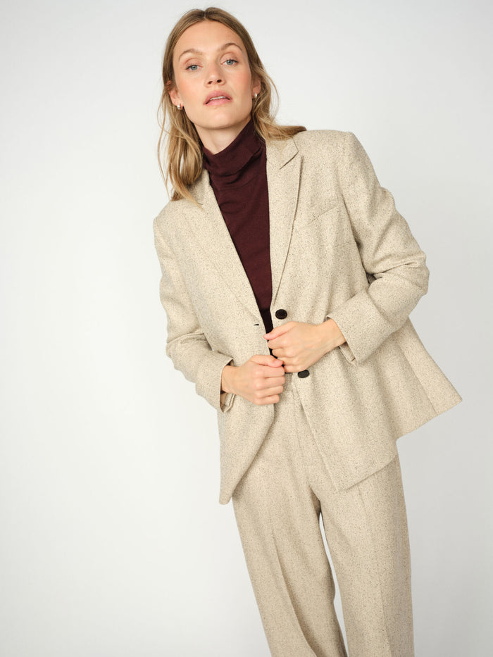 Modelshot / True Camel / Detail