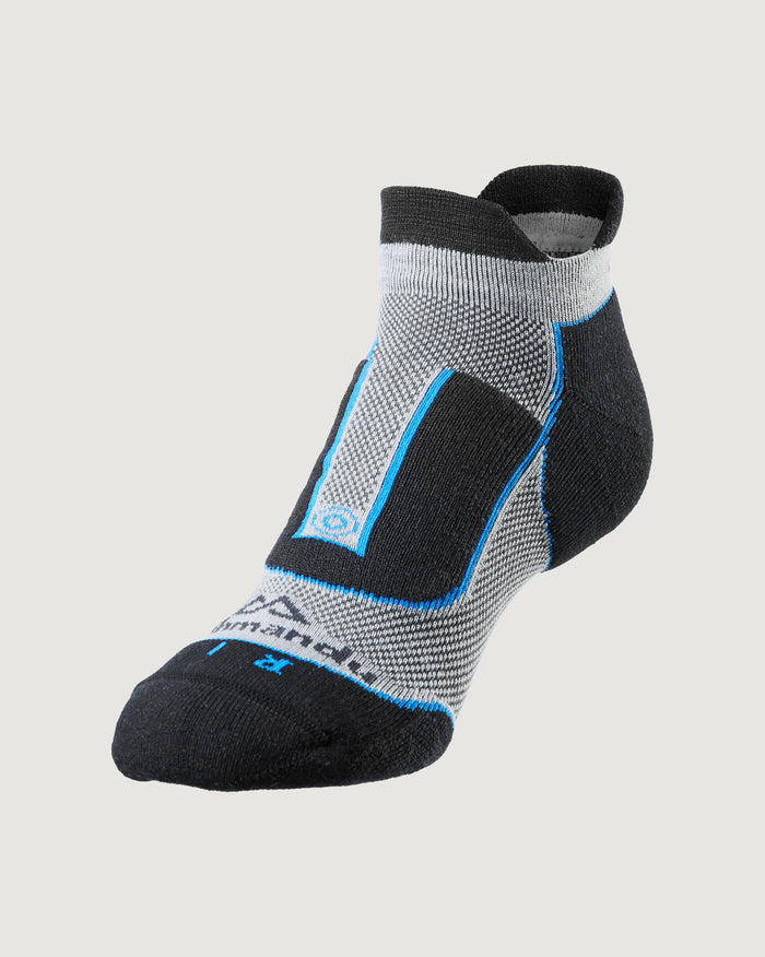 a0490_913_nu_yarn_ergonomic_trail_socks_bl_b_1743631808000