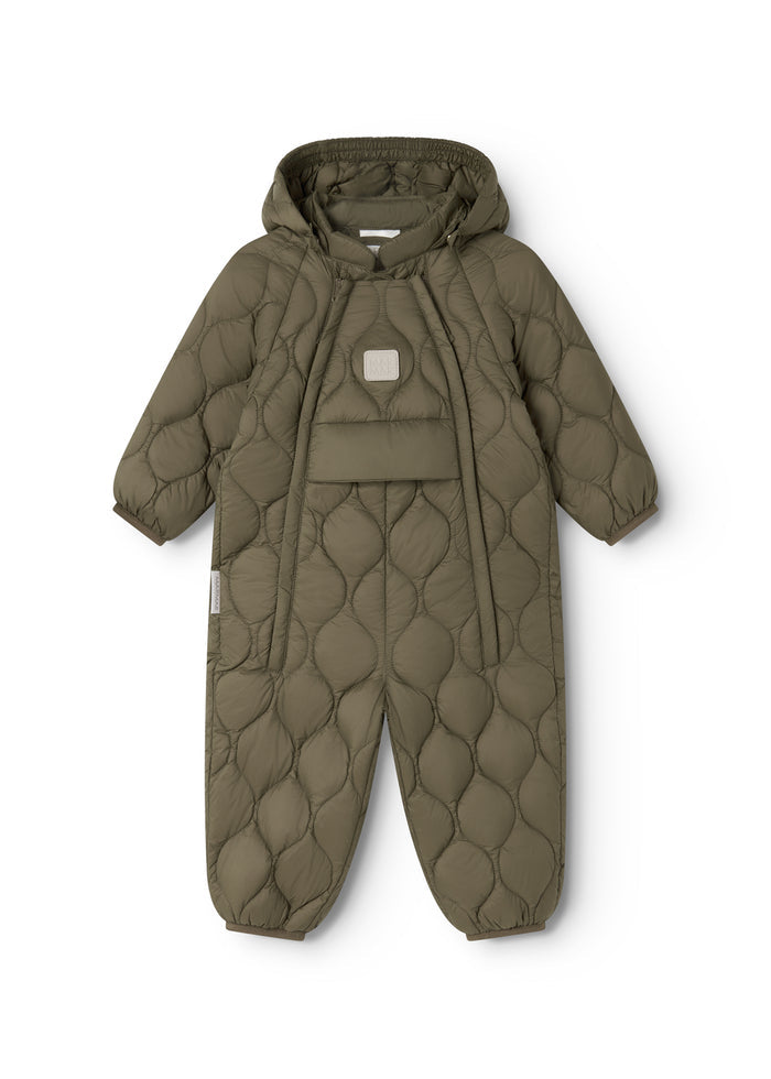 The dad jacket with hood and animal-like pattern in dark olive.
