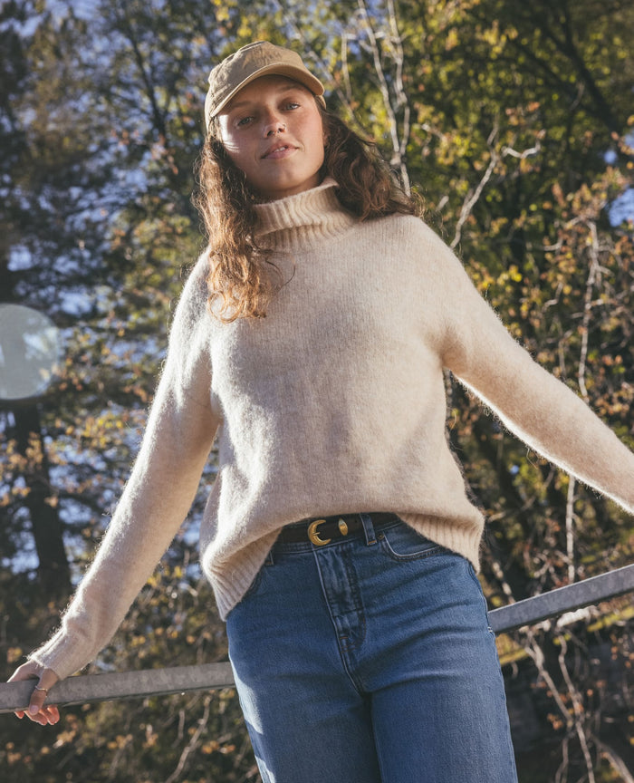 Toddy T-Neck Sweater