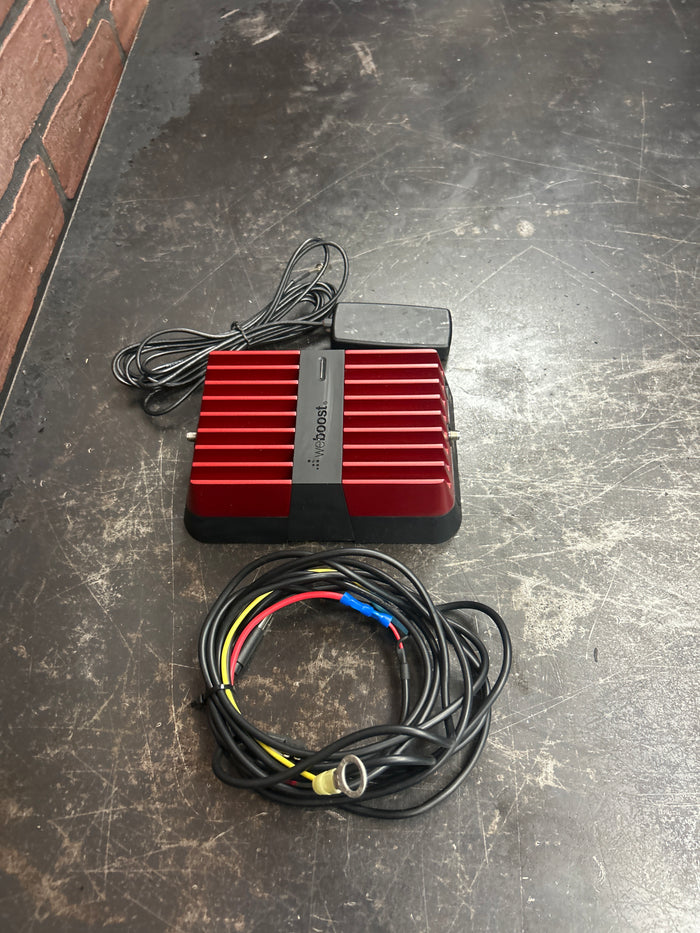 weBoost Drive Reach OTR Vehicle Truck Car Cell Phone Signal Booster - 470154