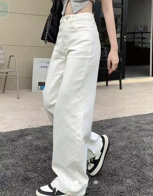 WIND White Denim Straight Jeans – Applique Detail Women's Jeans