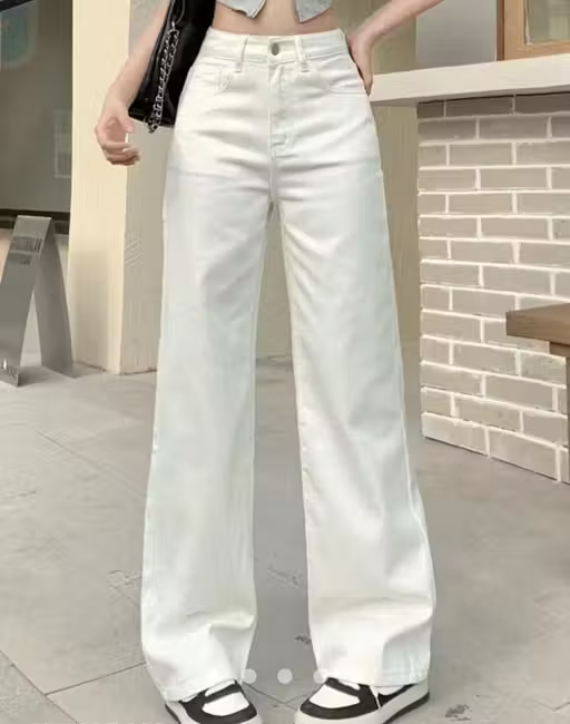 WIND White Denim Straight Jeans – Applique Detail Women's Jeans