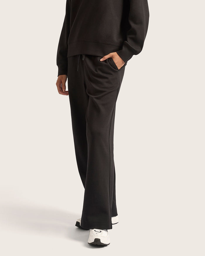 Women's Straight Leg Sweat Pants - Black