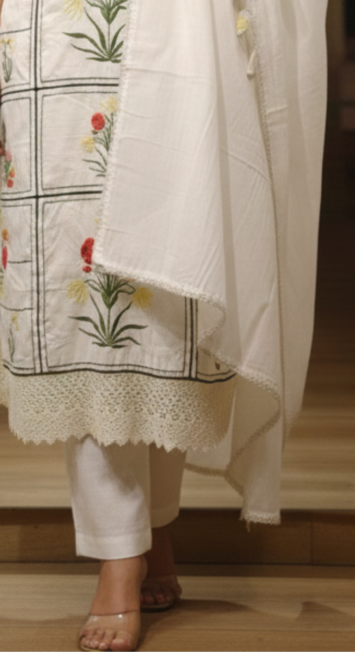 Zeenat Viraasat Kurti Set